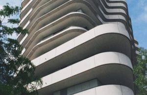Designing Buildings After Nature: An Introduction to Biomimicry